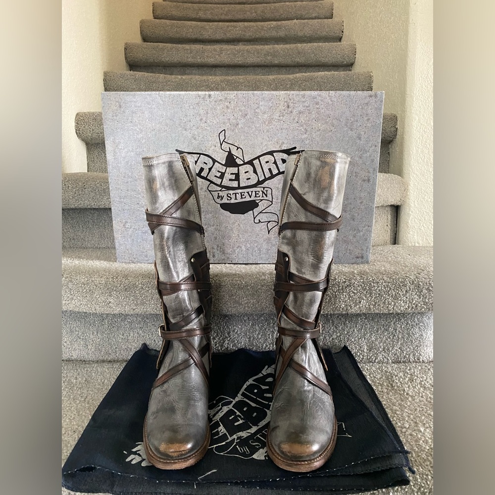 Freebird Rylie Ice Multi 8 Boots New in Box